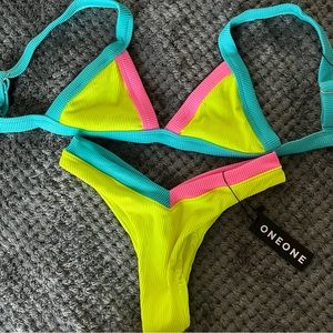 BAND NWT ONEONE SWIM BIKINI